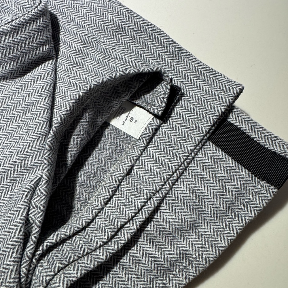 Lululemon Scarf